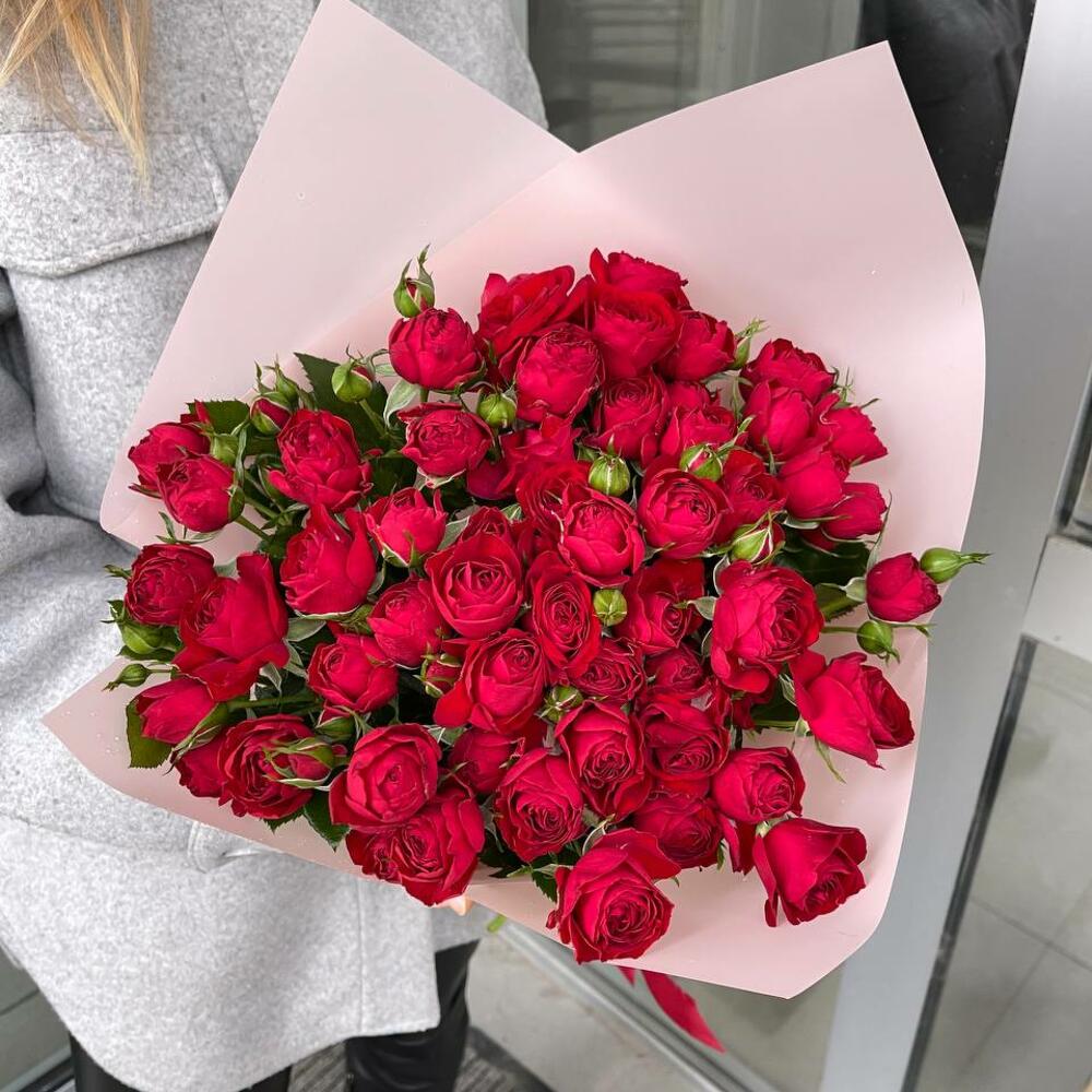 Букет из веточной розы